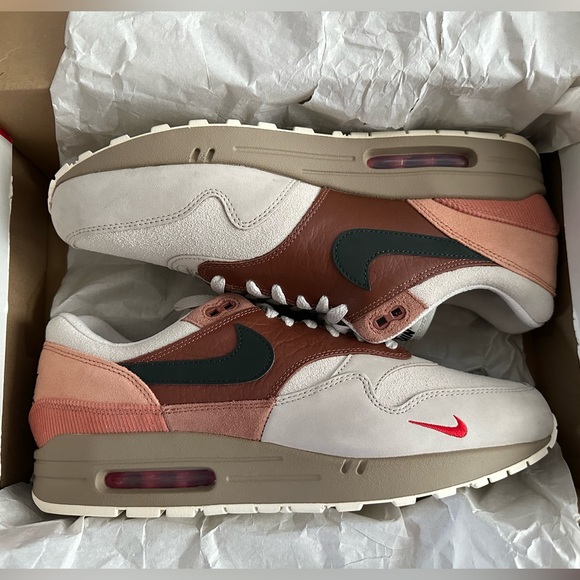 Nike Air Max 1 City Amsterdam CV1638-200 Red Bark Khaki Terra Blush Peach Sz 12 - Picture 3 of 11